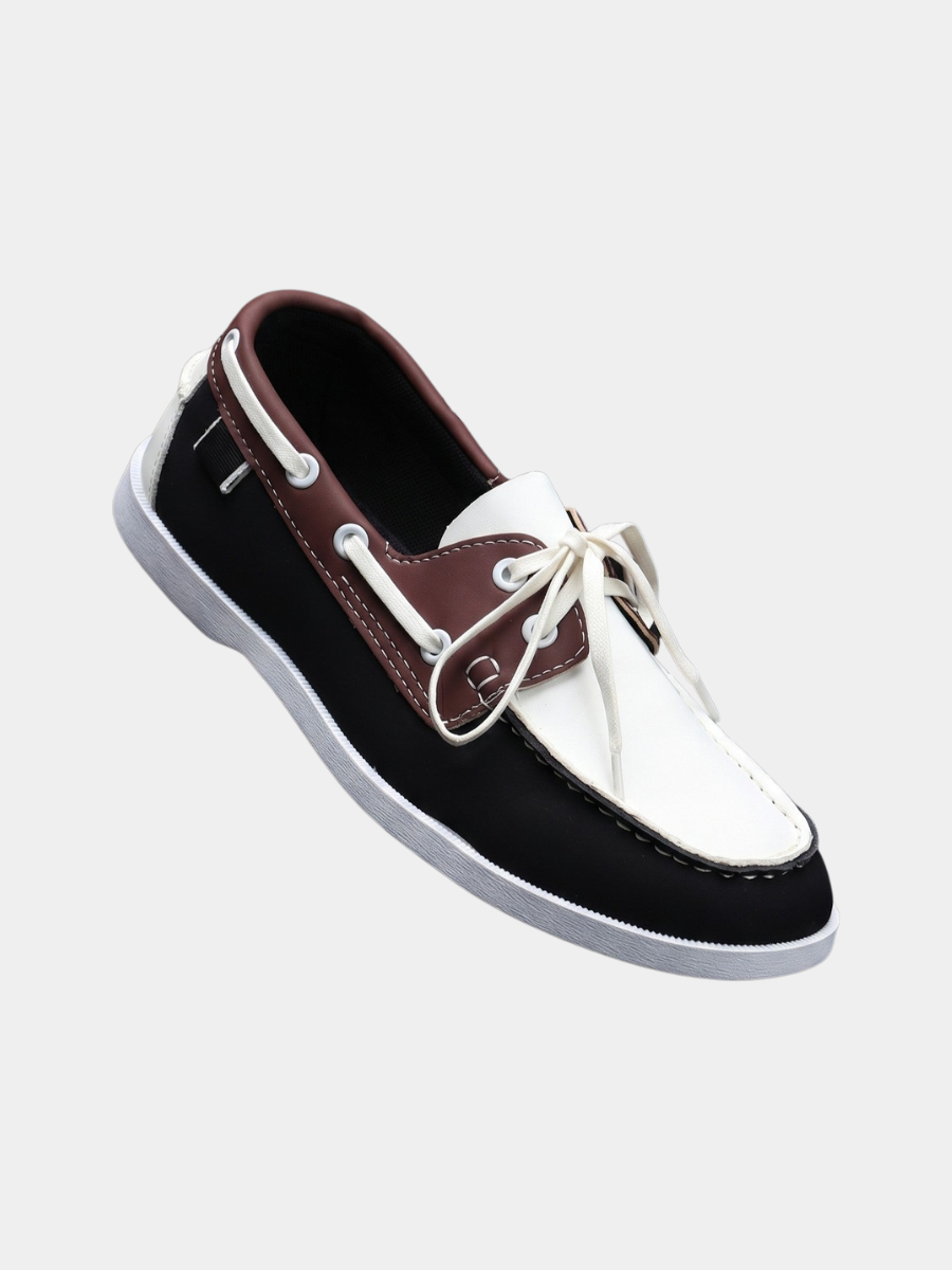 Men's white classic boat shoes with contrast trim
