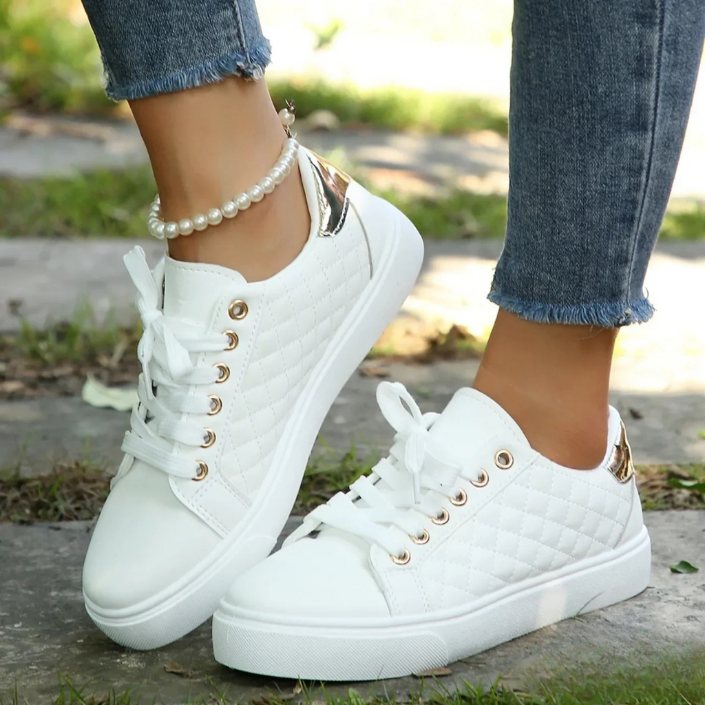 Elegant Women's Shoes With Supportive Design 0