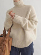 Women's relaxed fit high turtleneck jumper