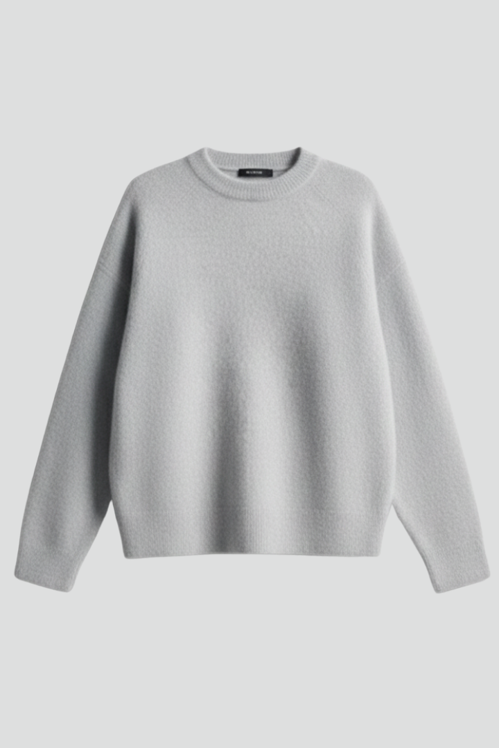 Women's knitted jumper in grey with a round neckline and dropped shoulders
