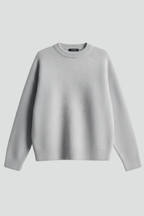 Women's knitted jumper in grey with a round neckline and dropped shoulders