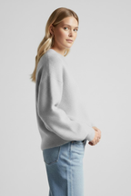 Women's knitted jumper in grey with a round neckline and dropped shoulders