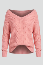 Women's oversized knitted jumper in pink with a round neck and ribbed cuffs
