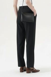 Jessica | Women's Straight-Leg Trousers with Pleated Waist and Pockets