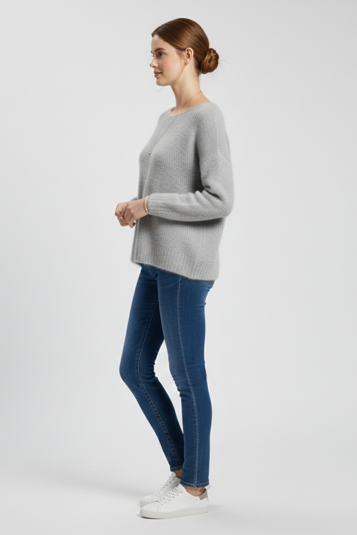 Women's relaxed-fit brushed knit jumper in grey with a wide neckline