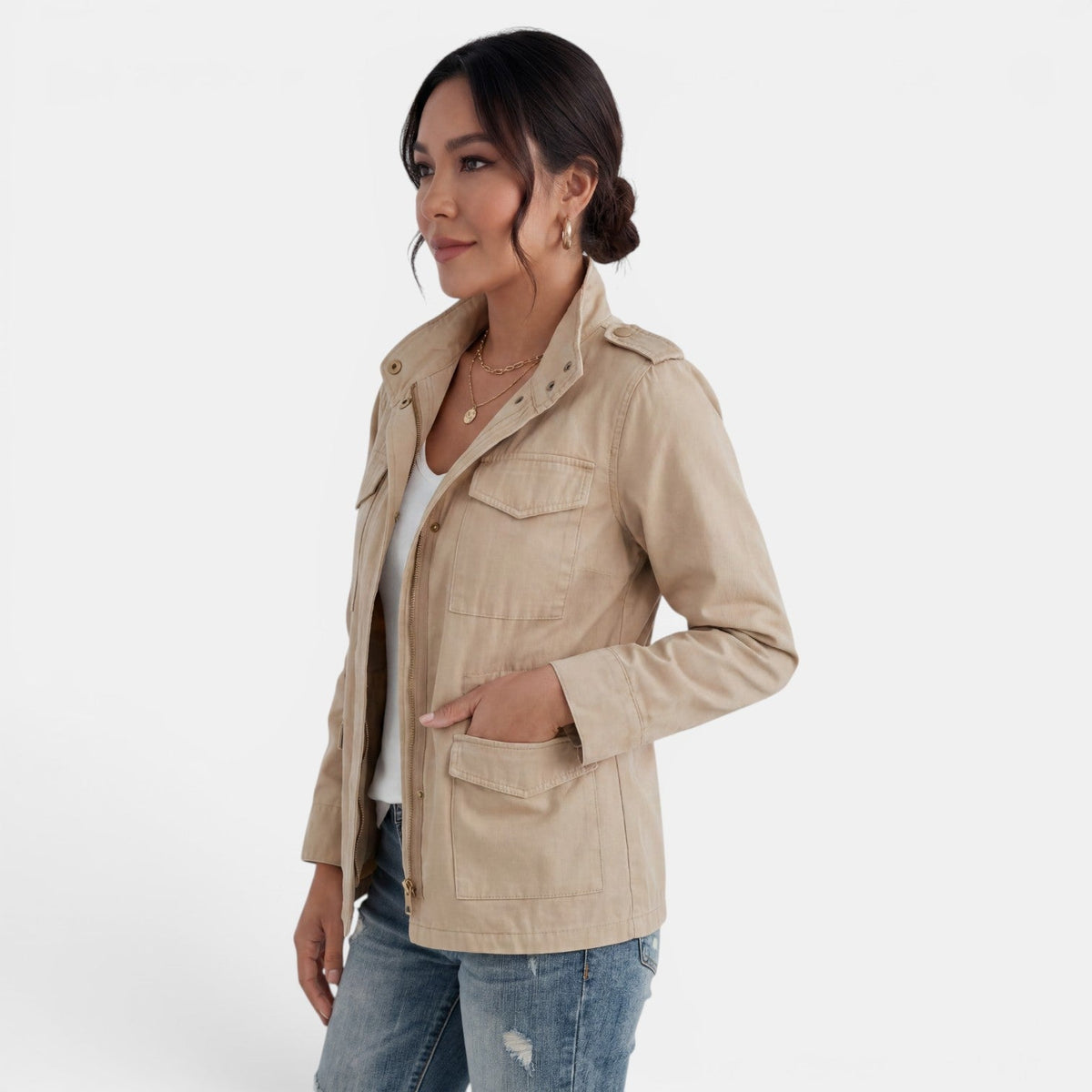 Women's relaxed fit utility jacket with epaulettes